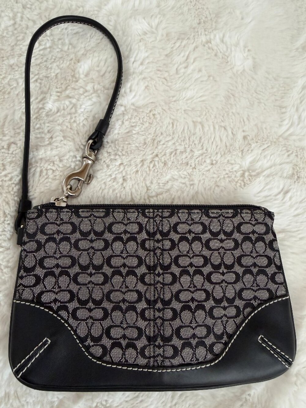Coach Vintage Y2K Wristlet Monogram Dark Brown Signature C Logo Zipper Bag